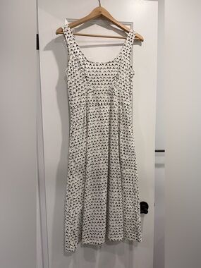 Nokomis White Midi Dress with Black Geometric Print has pockets!